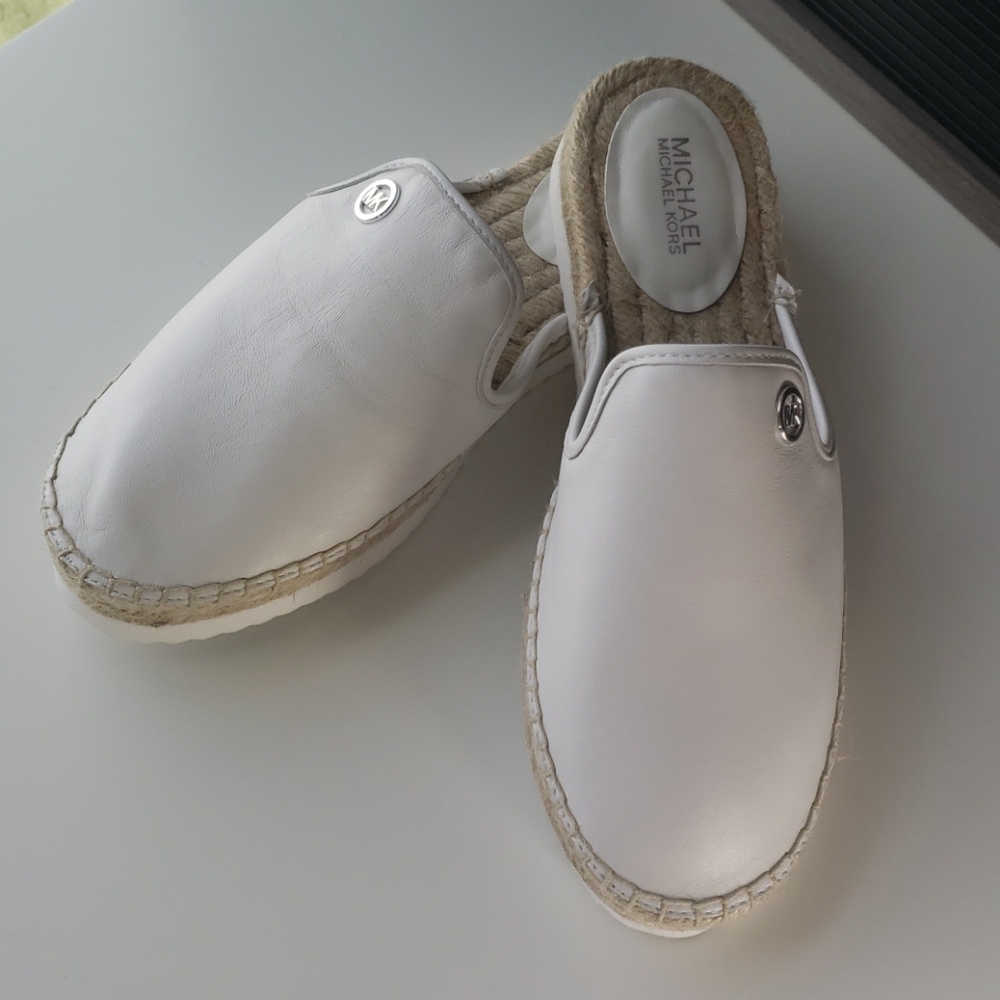 MICHAEL KORS WOMEN EMILIA SLIDE LEATHER white - Picture 2 of 9